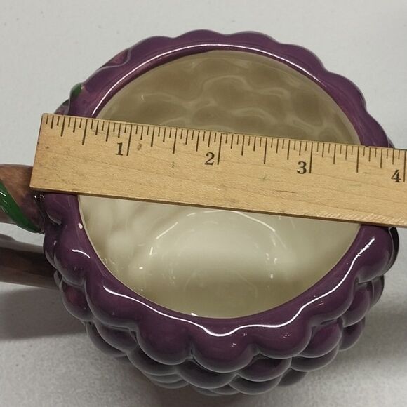 Vintage 99 Martha Stewart Large Grape Coffee Mugs Exclusive for MACY'S Bees Vine - Picture 10 of 13